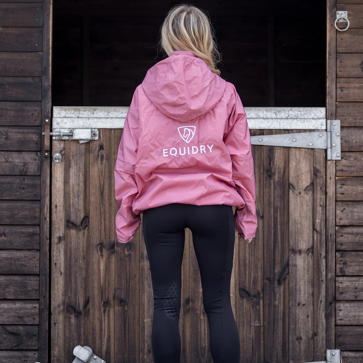 EQUIDRY Women's Shortie Mesh Lining Mac #colour_dusky-pink