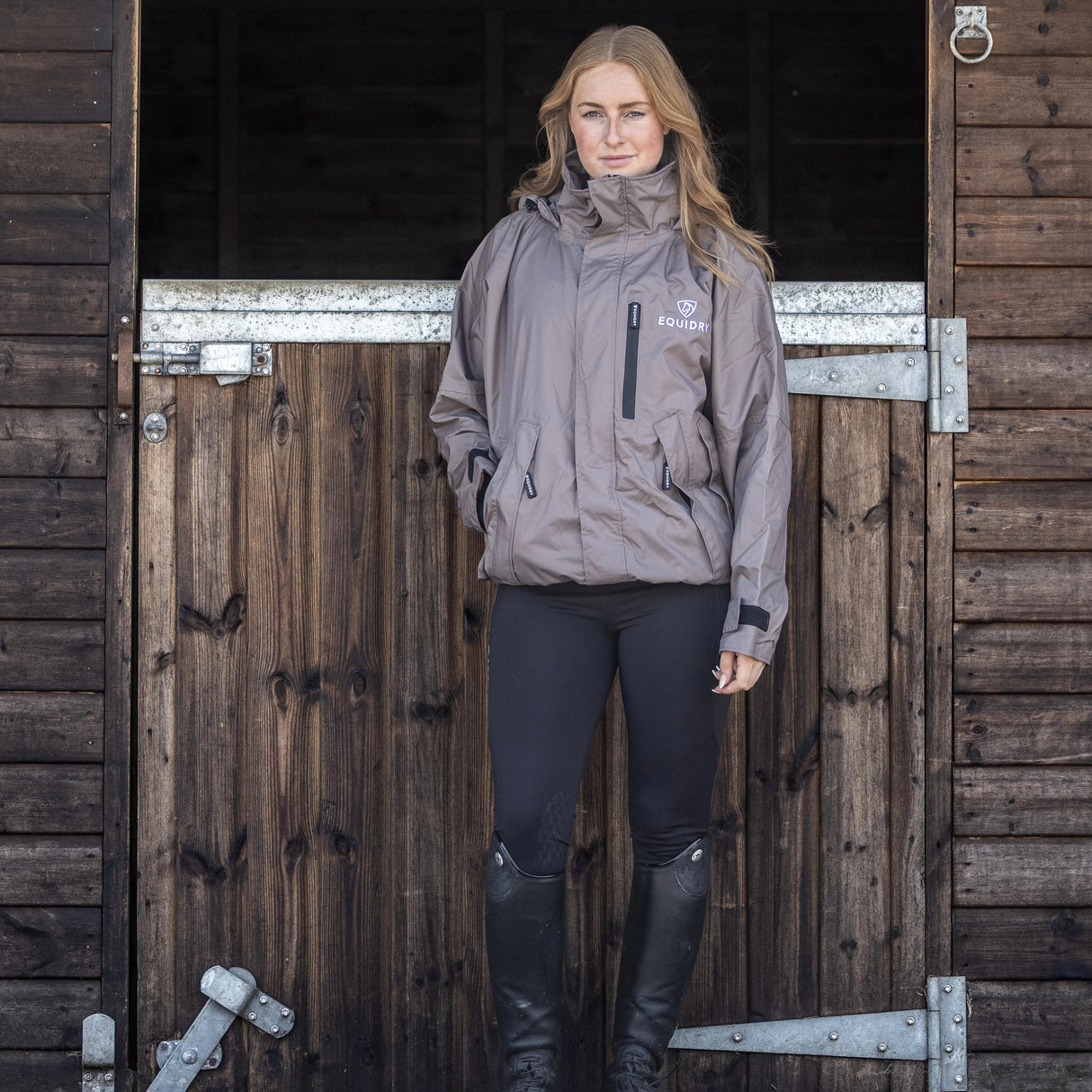 EQUIDRY Women's Shortie Mesh Lining Mac #colour_mocha