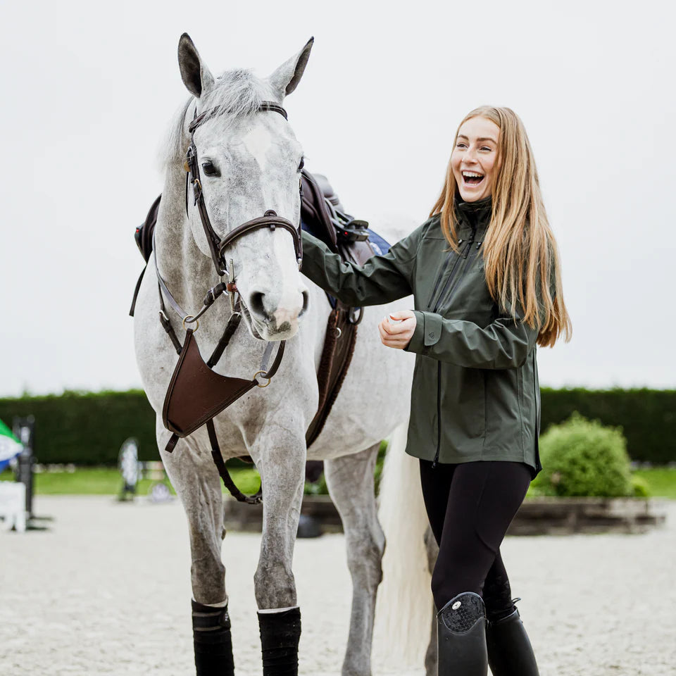 EQUIDRY Women's Varsha Jacket #colour_black-forest-green