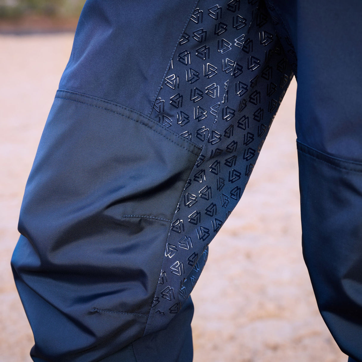 Weatherbeeta Ladies Rayne Waterproof Overtrousers II #colour_navy-white