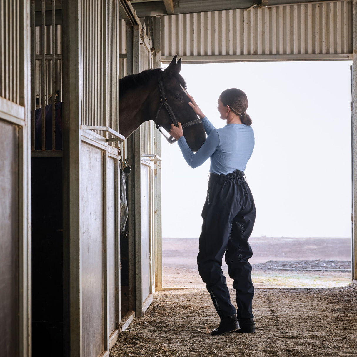 Weatherbeeta Ladies Rayne Waterproof Overtrousers II #colour_navy-white
