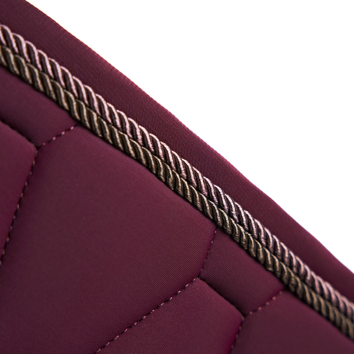 Shires ARMA Eltar Jump Saddlecloth #colour_black-cherry