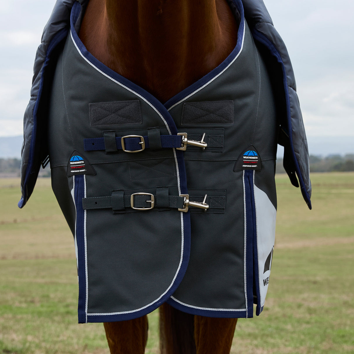 Weatherbeeta Comfitec Ultra 100G Detach-A-Neck Turnout #colour_charcoal