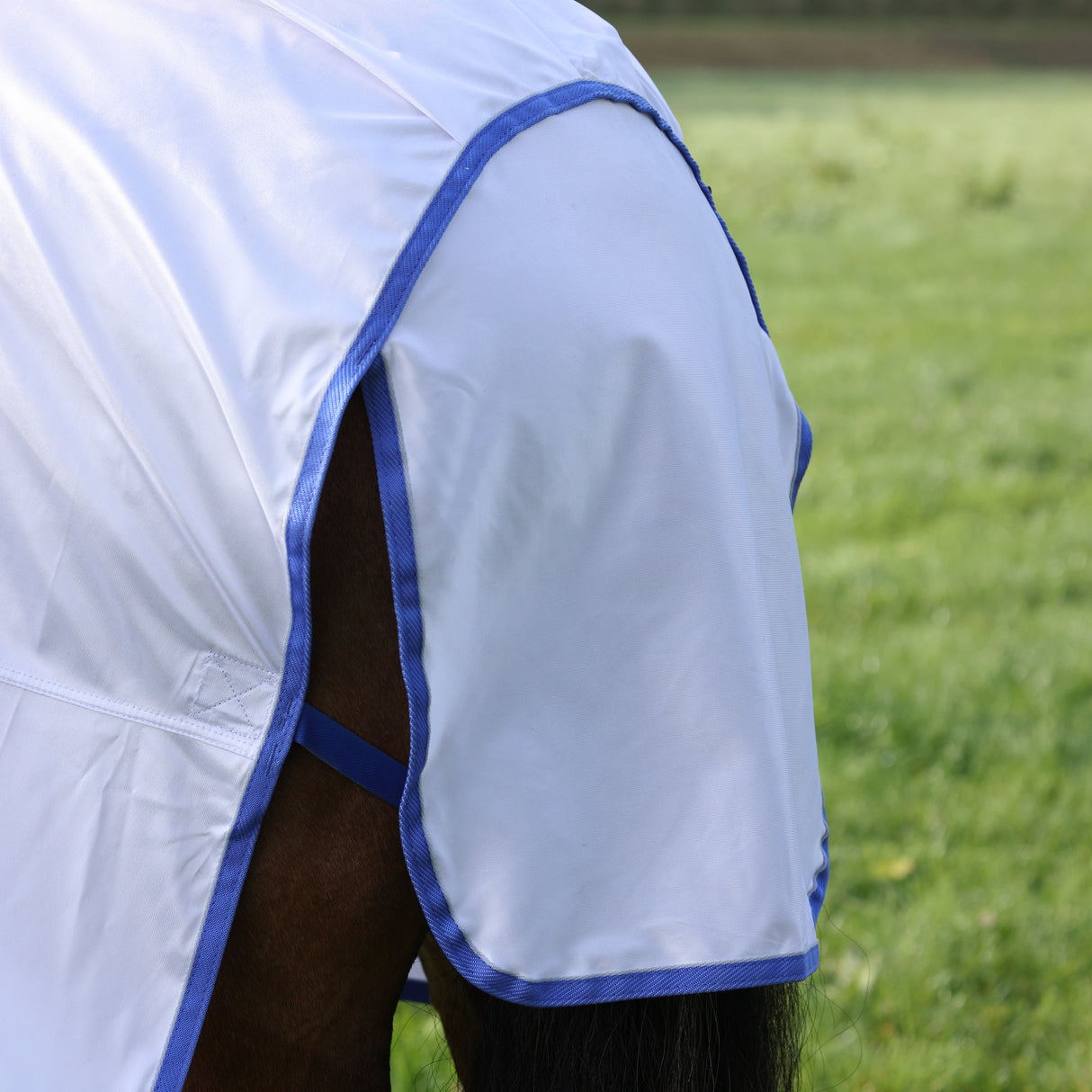 Shires Tempest Original Fly Rug & Neck Set #colour_white