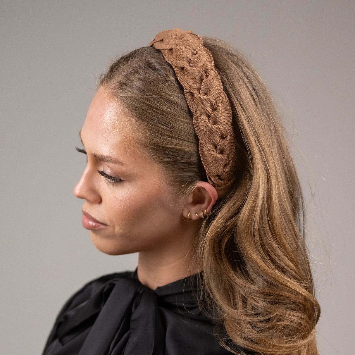 Waring Brooke Signature Solid Plait Hairband #colour_tan