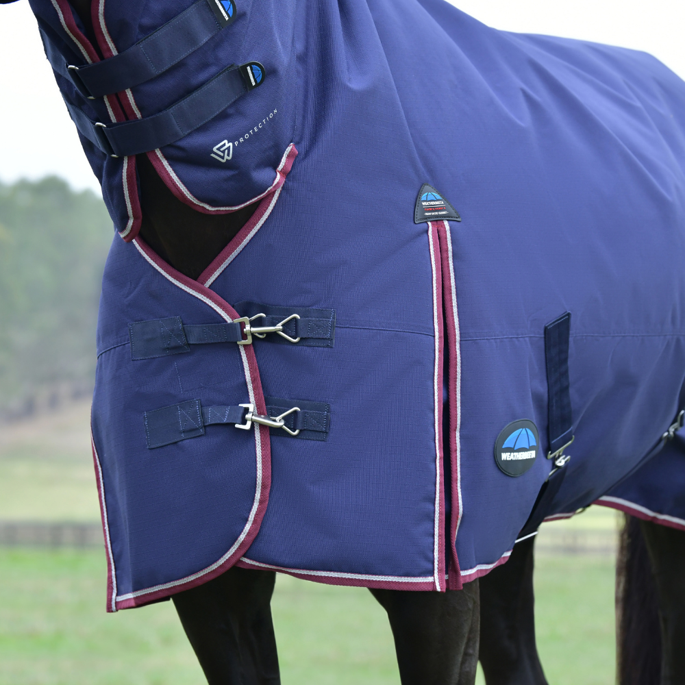 Weatherbeeta Comfitec Essential 220G Combo Turnout #colour_navy-burgundy