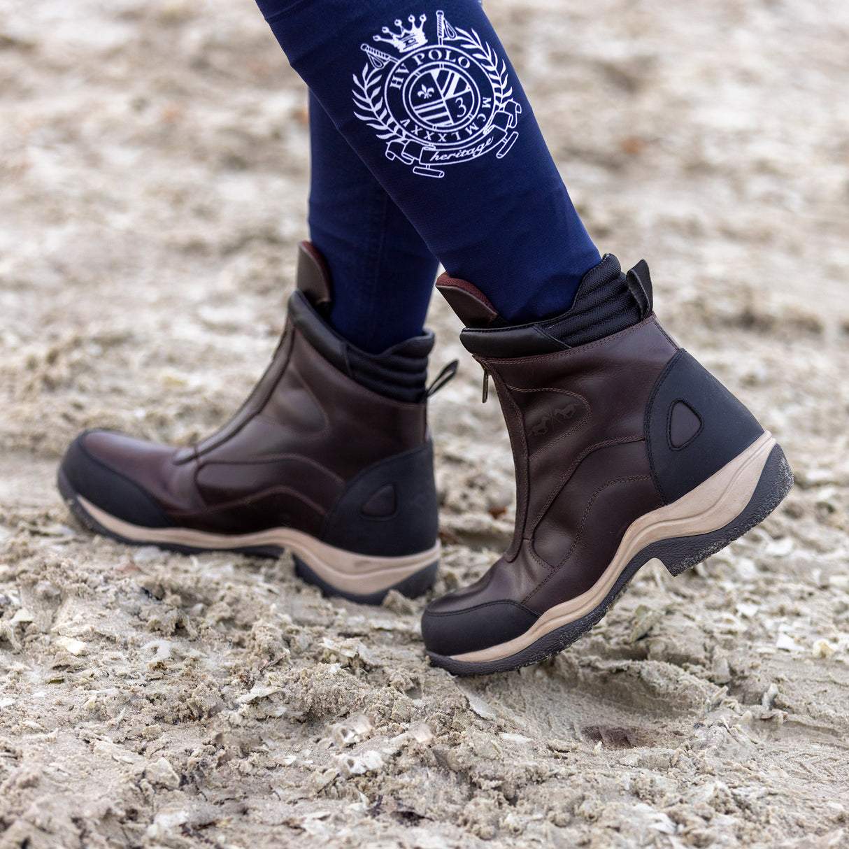 HV Polo Caitlin Short Boots #colour_dark-brown