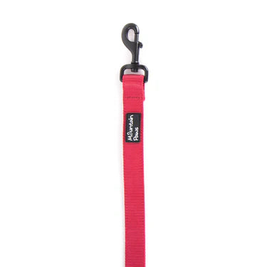 Mountain Paws Extra Tough Dog Lead #colour_red