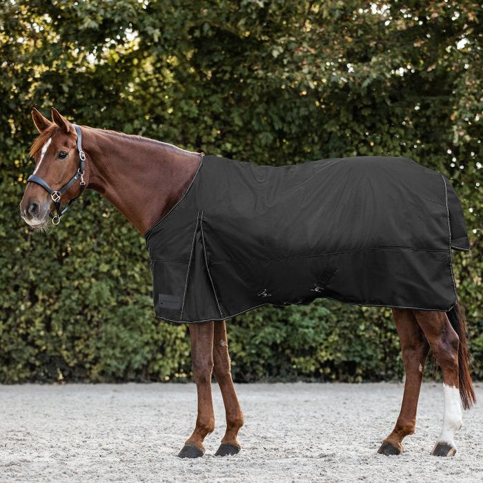 Waldhausen Nordic Light Turnout Rug #colour_black