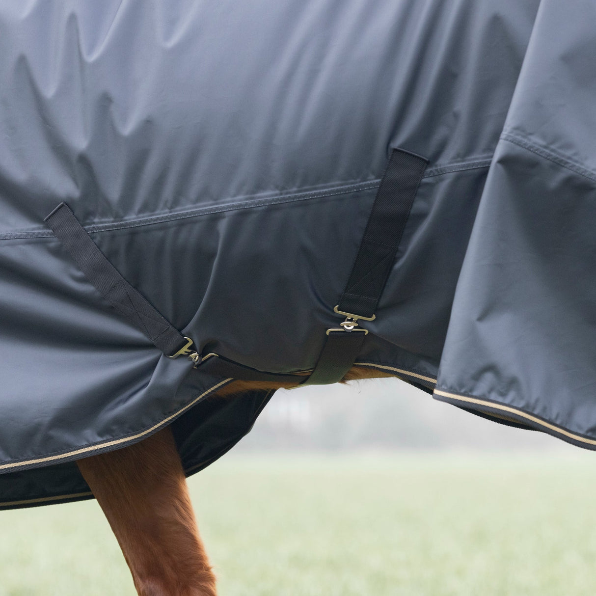 Shires Typhoon 50g Combo Turnout Rug
