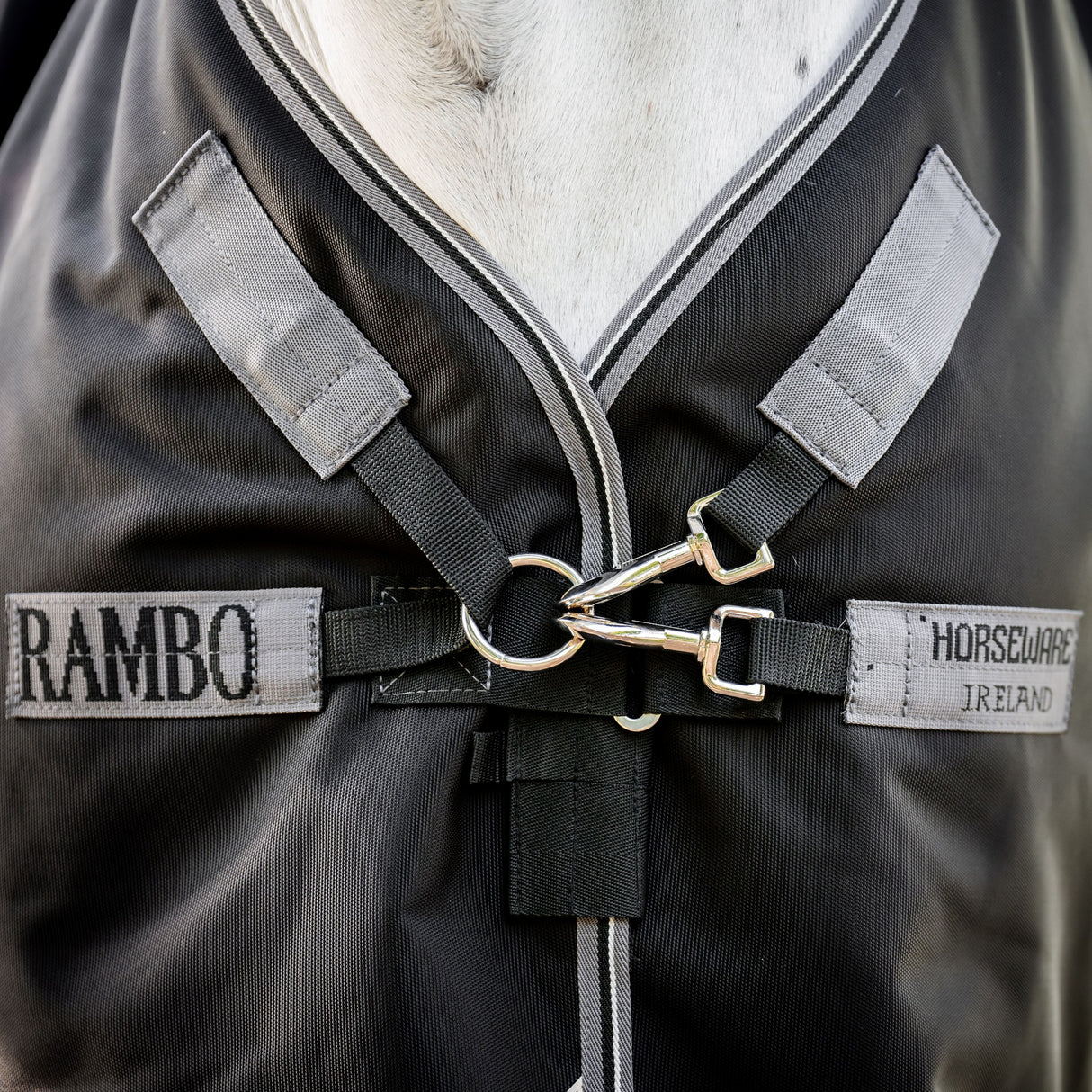 Horseware Ireland Rambo 1680D 50g Turnout Rug #colour_black-thunderstorm-grey-silver