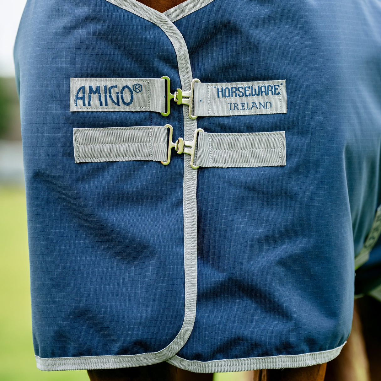 Horseware Ireland Amigo Ripstop 900 0g Turnout Rug #colour_navy-titanium-grey
