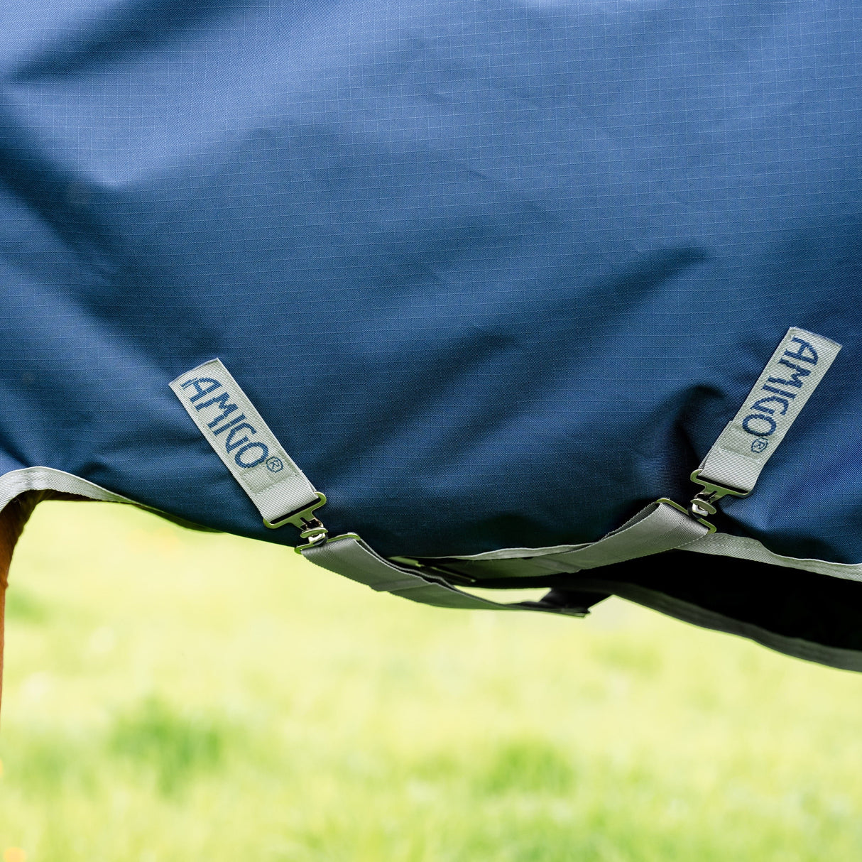Horseware Ireland Amigo Ripstop 900 0g Turnout Rug #colour_navy-titanium-grey