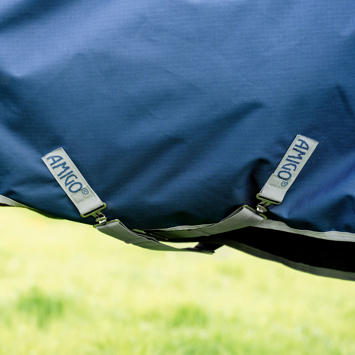Horseware Ireland Amigo Ripstop 900D 200g Turnout Rug #colour_navy-titanium-grey