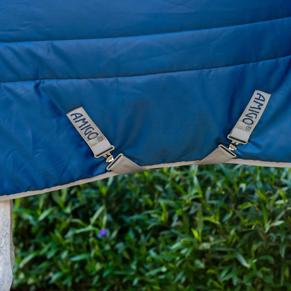 Horseware Ireland Amigo Ripstop Insulator 550g Plus Stable Rug #colour_navy-titanium-grey