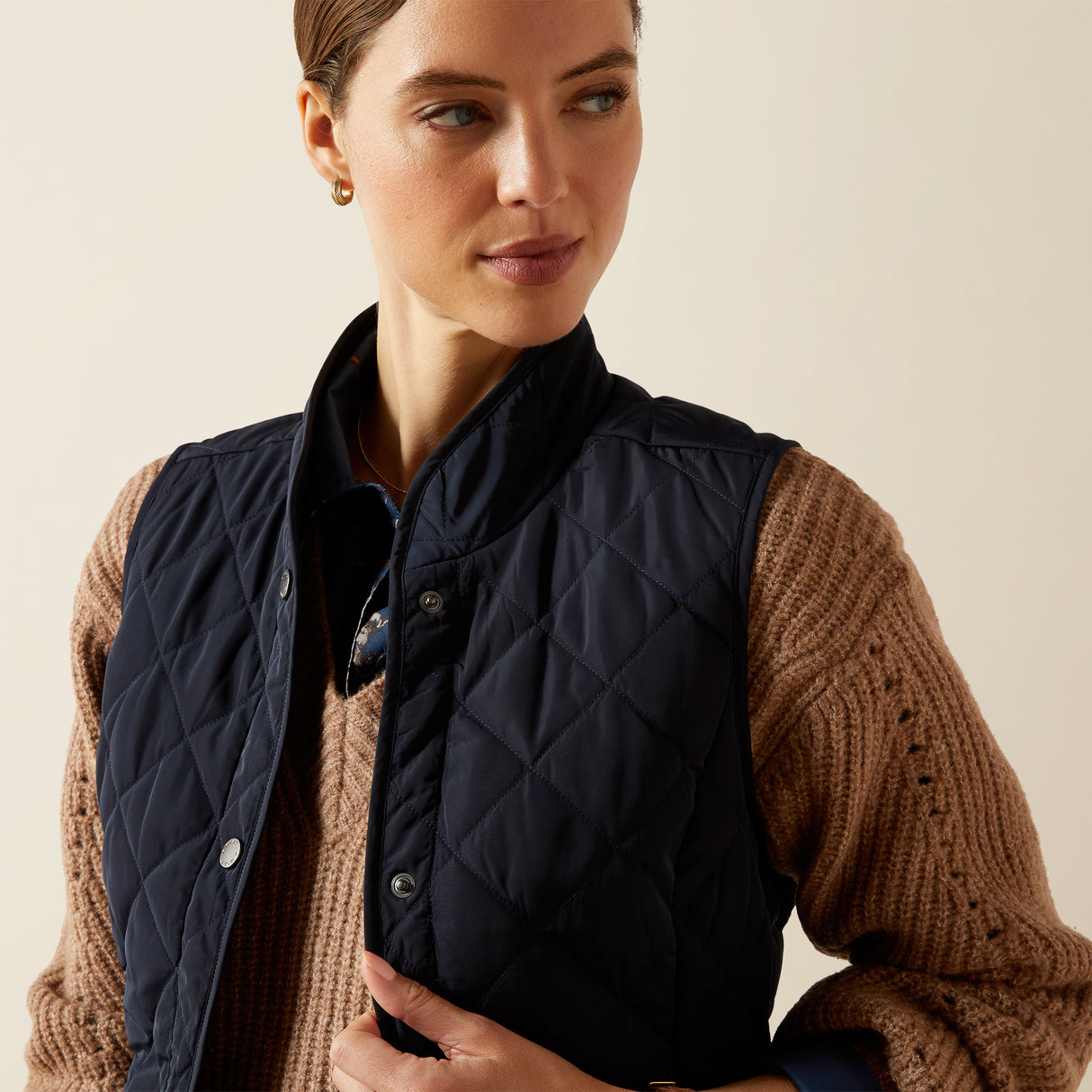 Ariat Women's Woodside Vest - Navy/Navy Floral Print #colour_navy-navy-floral-print