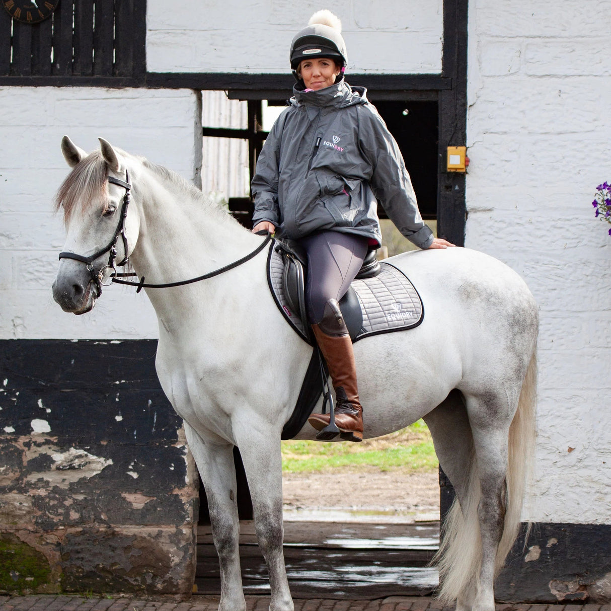 EQUIDRY Women's Thin Fleece Shortie #colour_grey-penelope-pink