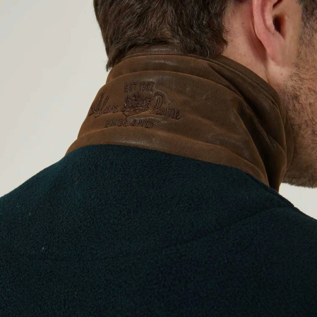 Alan Paine Aylsham Men's Fleece Gilet #colour_dark-navy