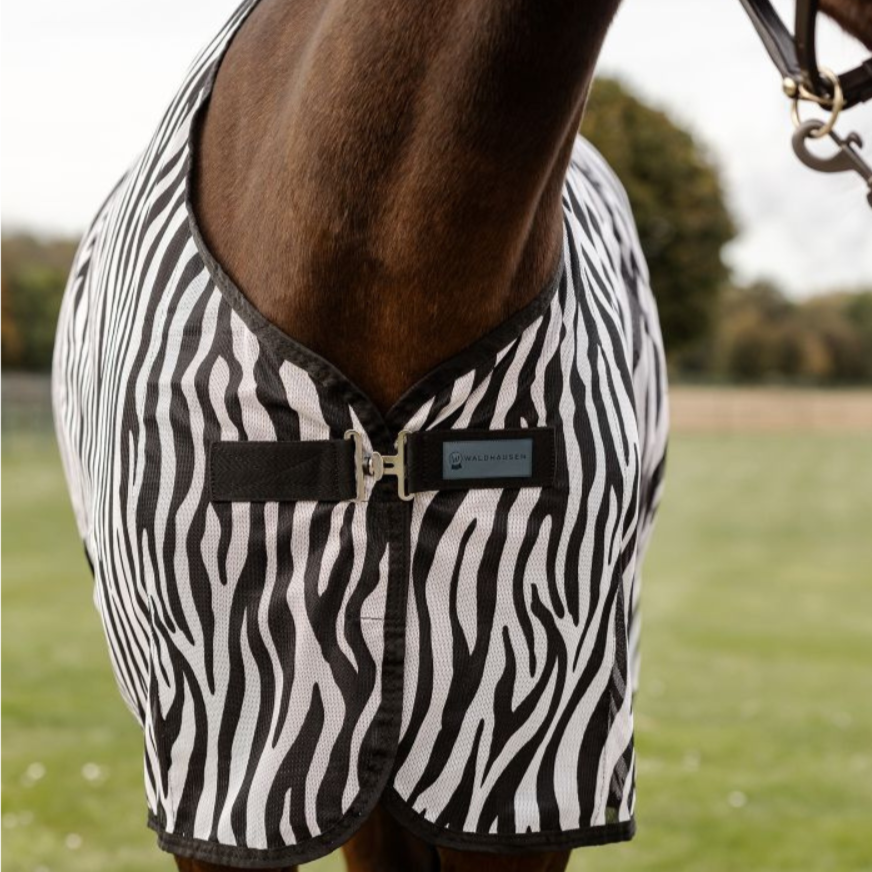 Waldhausen Zebra Fly Rug With Cross Surcingles #colour_black-white