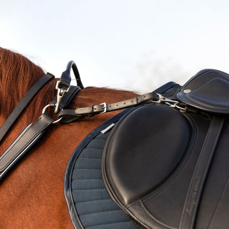 Horseware Ireland Micklem Breastplate with Martingale #colour_brown