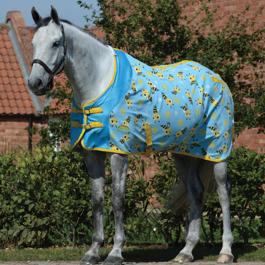 Weatherbeeta Fleece Cooler Standard Neck #colour_bee-print