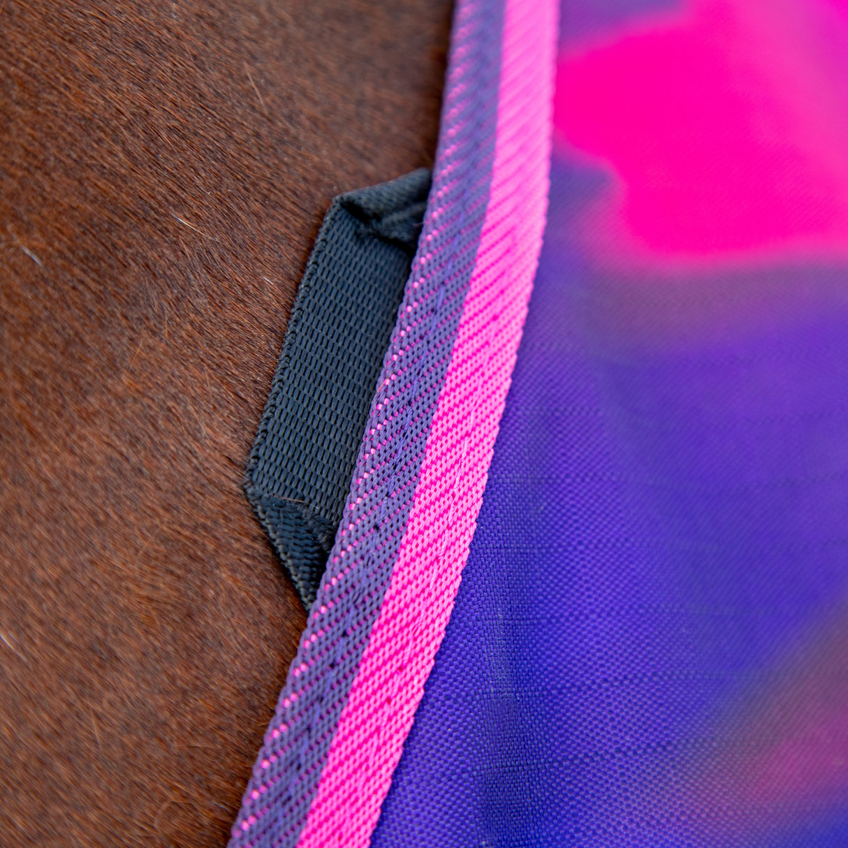 Shires Tempest Original 200g Turnout Rug #colour_pink-tie-dye