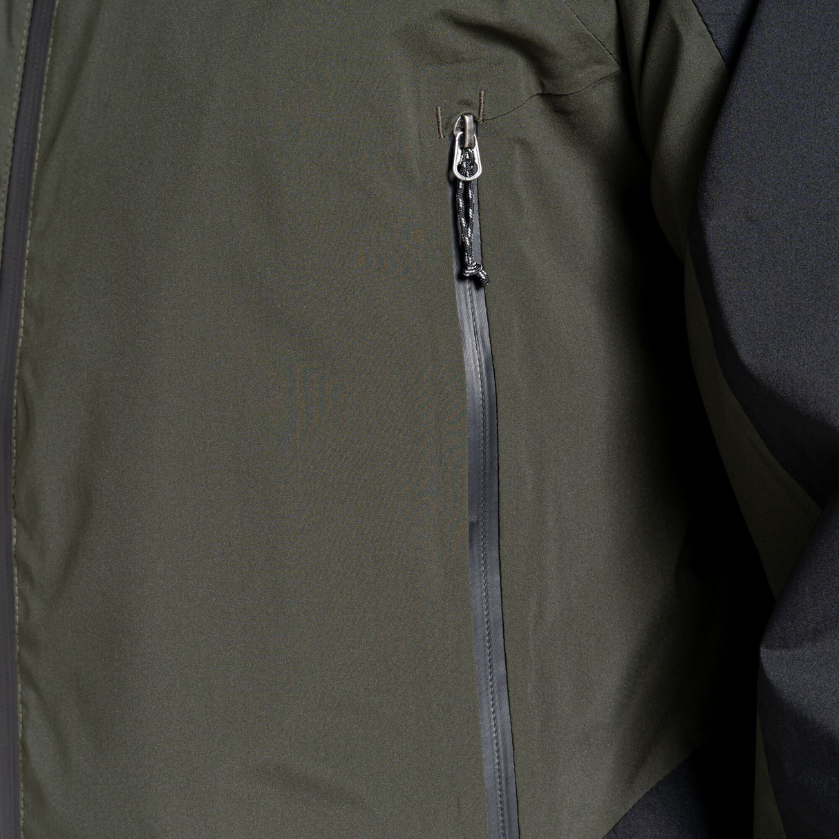 #colour_dark-green-black