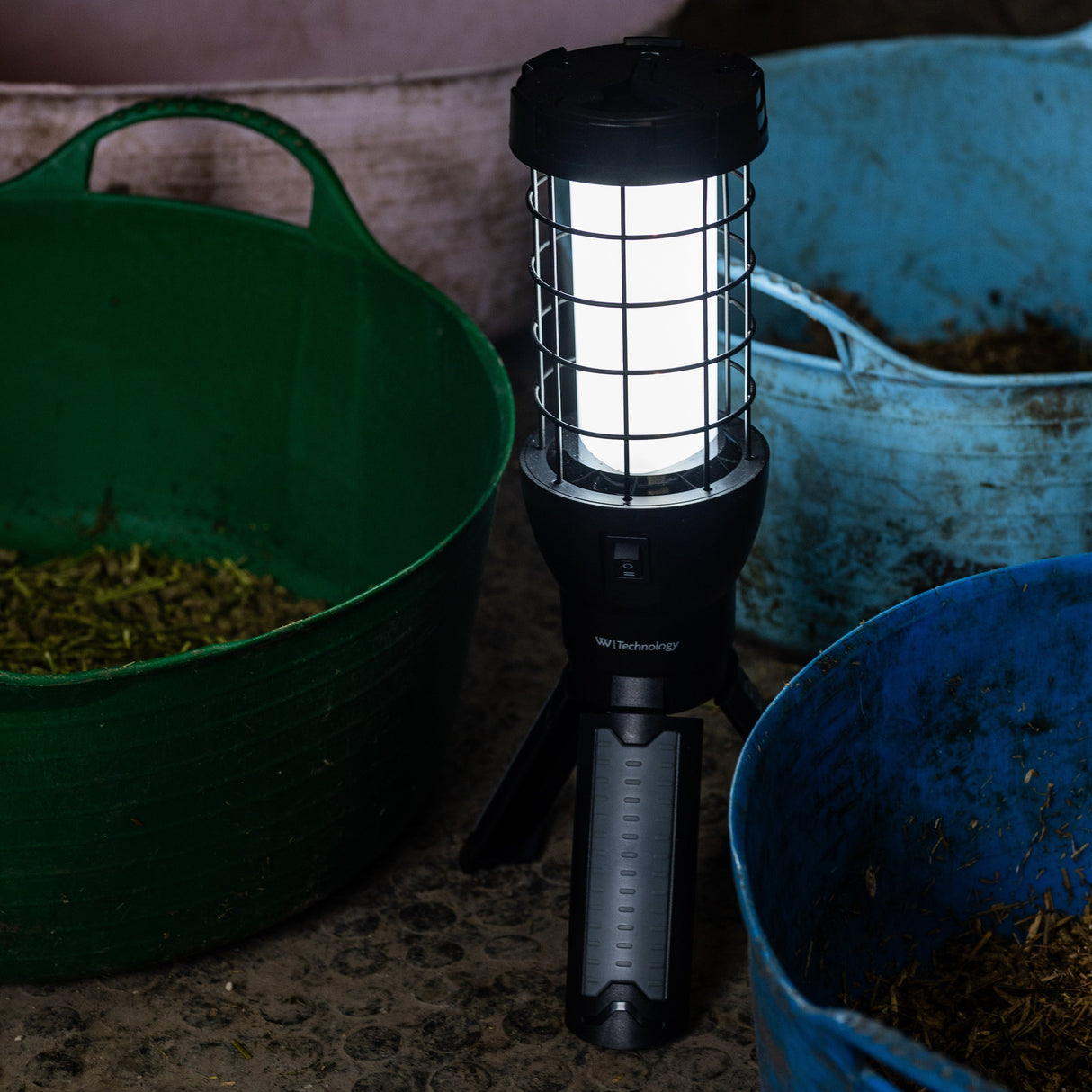 Woof Wear Tripod Lantern