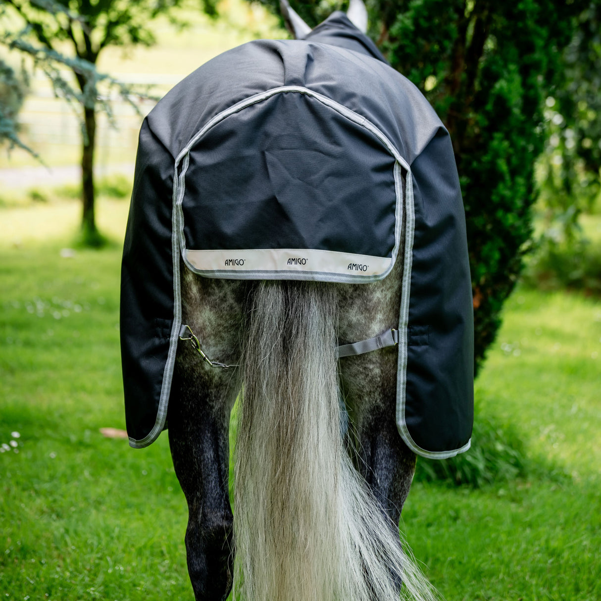 Horseware Ireland Amigo 1200D XL 50g Turnout Rug #colour_black-titanium-grey-silver