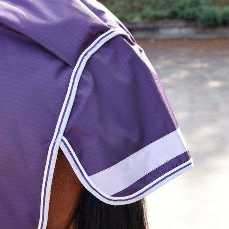Shires Highlander Original 100g Turnout Rug & Neck #colour_plum