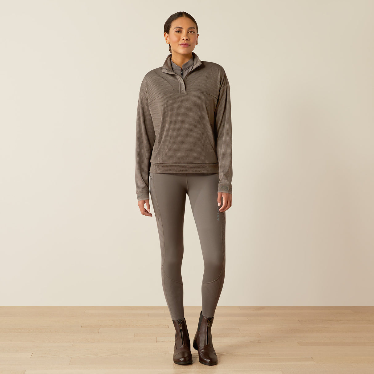 Ariat Women's Breathe 1/2 Zip Sweatshirt