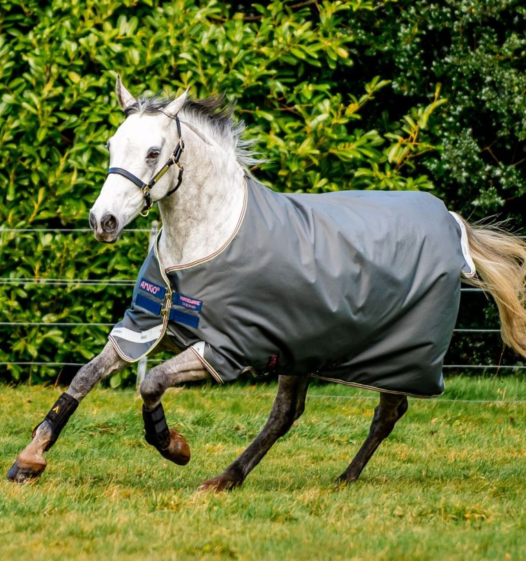 Horseware Ireland Amigo Bravo 12 Original 0g Lite Turnout Rug #colour_shadow-navy-rose