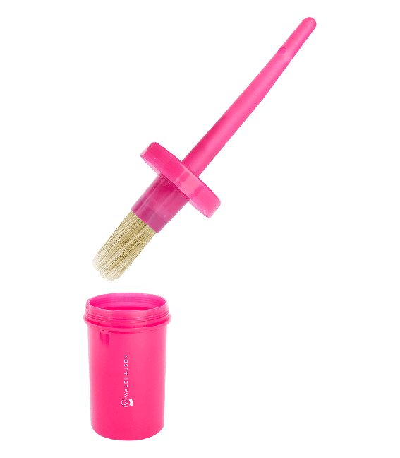 Mackey Hoof Brush And Bottle #colour_pink
