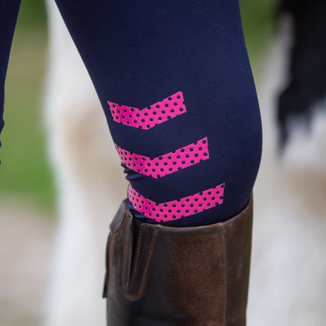 #colour_navy-fuchsia